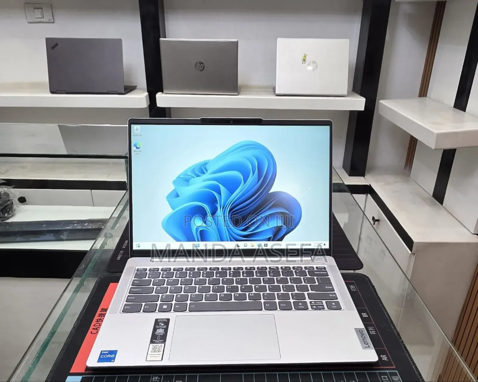 New Laptop Lenovo 16GB Intel Core i5 SSD 512GB