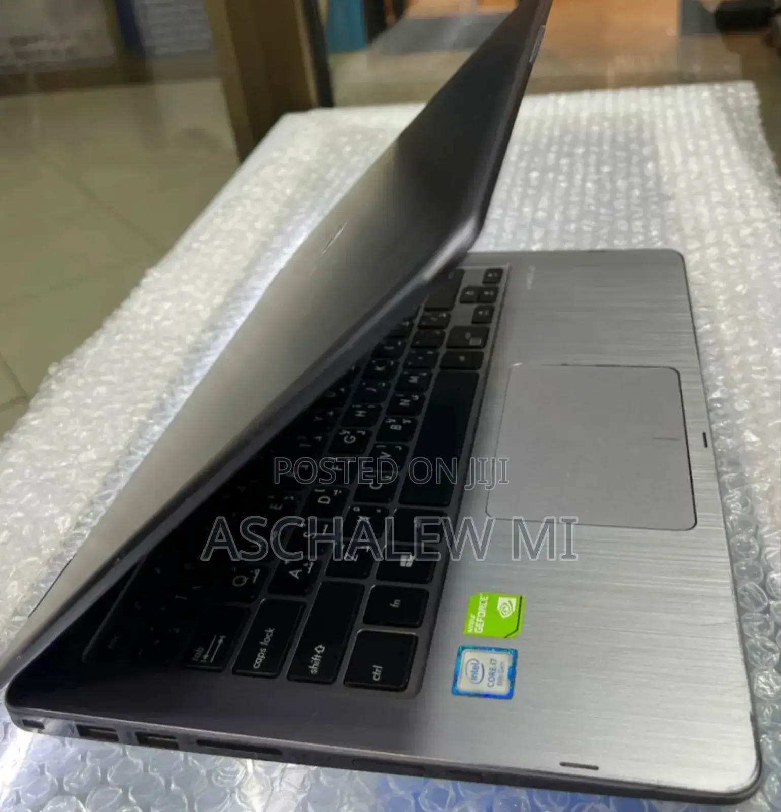New Laptop Asus Vivobook 16 8GB Intel Core i7 HDD 1T