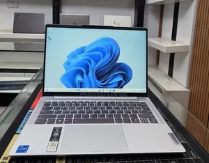 New Laptop Lenovo 16GB Intel Core i5 SSD 512GB