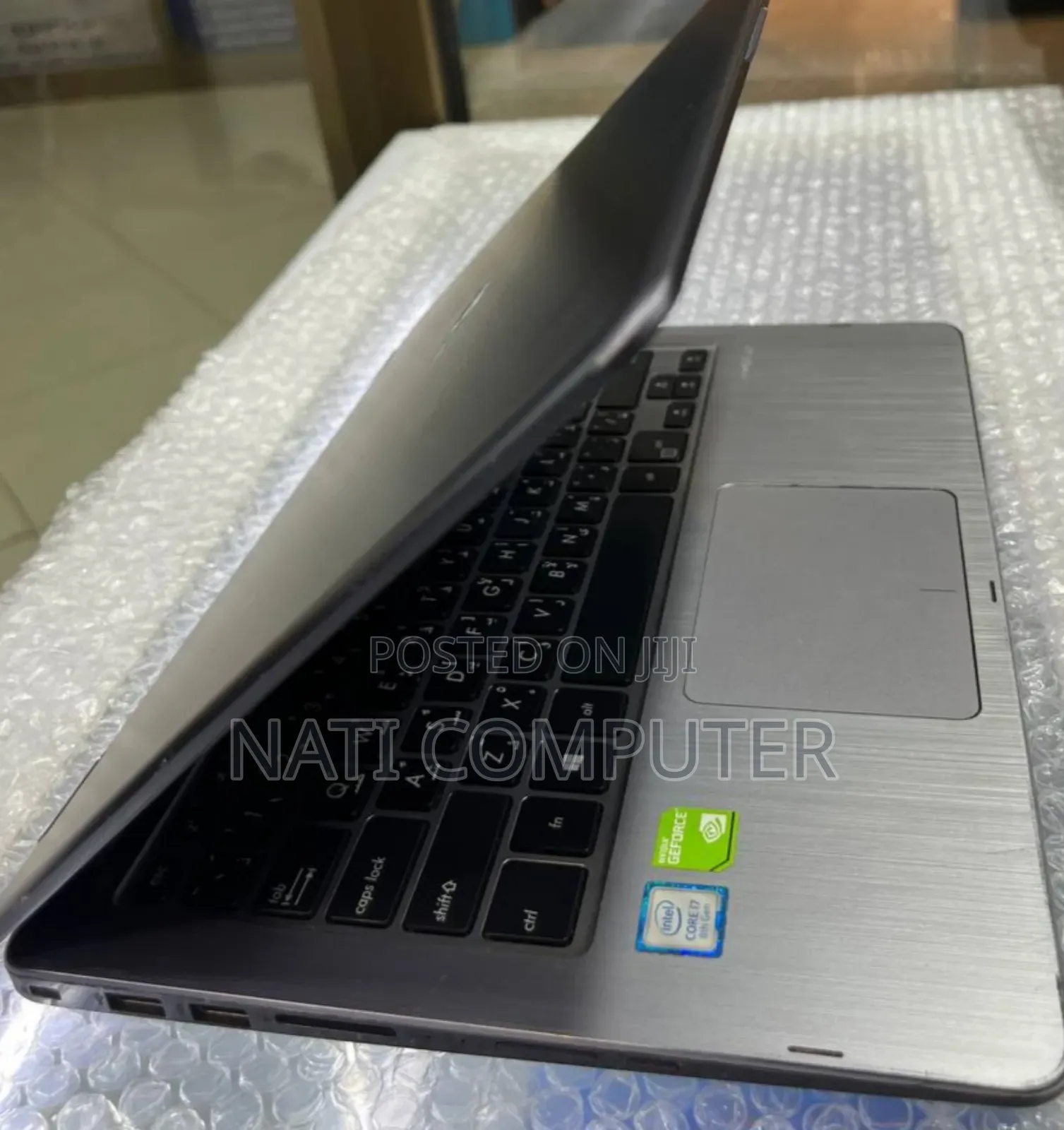 New Laptop Asus 8GB Intel Core i7 HDD 1T