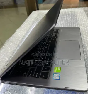 New Laptop Asus 8GB Intel Core i7 HDD 1T