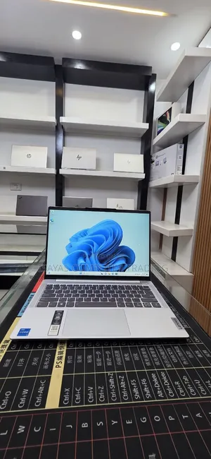 New Lenovo IdeaPad 5 Slim 13th Gen i7 16GB Intel Core i5 SSD 512GB