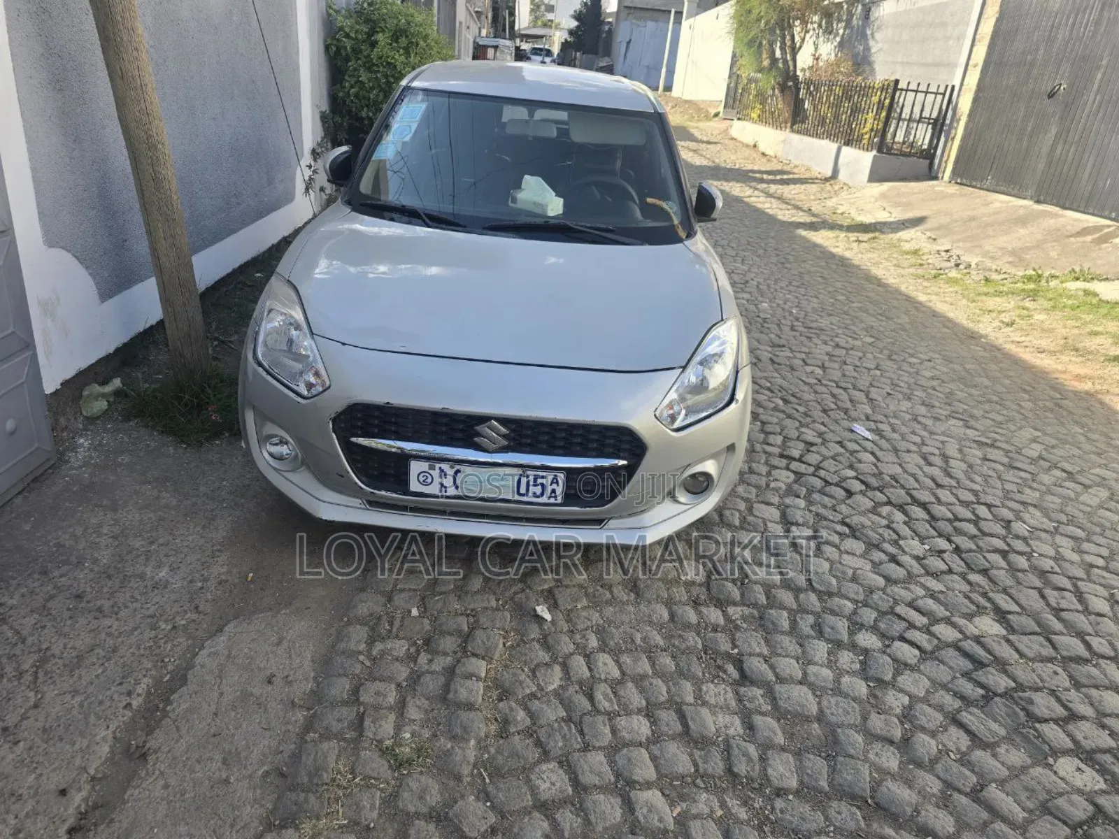 Suzuki Swift 2022 Gray