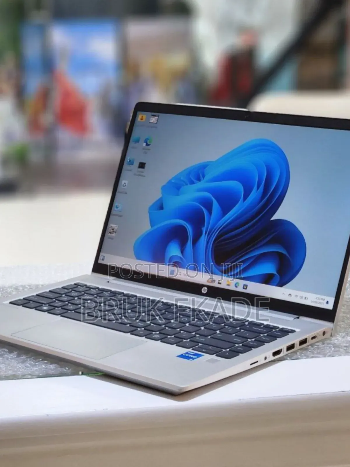 New Laptop HP EliteBook 840 G8 8GB Intel Core i5 SSD 256GB