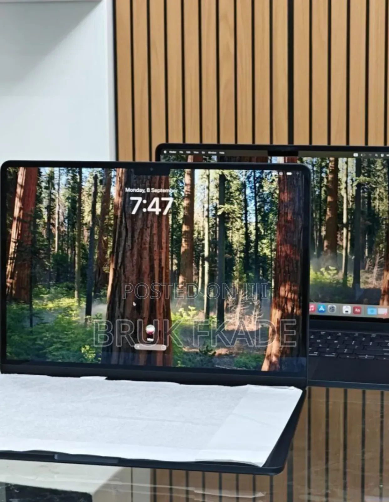 New Laptop Apple MacBook Air 2025 M4 13-inch 16GB Apple M4 SSD 256GB