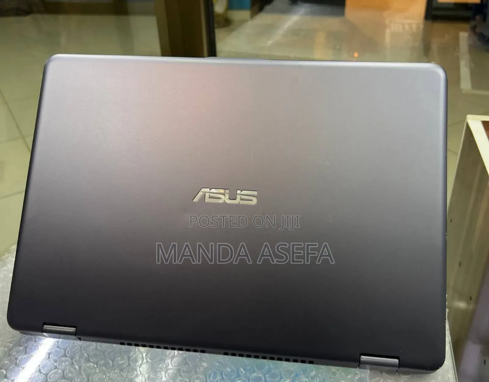 New Laptop Asus VivoBook E12 E203NA 8GB Intel Core i7 SSD 1T