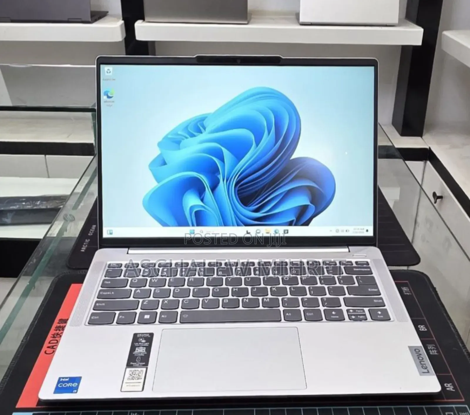 New Laptop Lenovo Ideapad 3 16GB Intel Core i5 SSD 512GB