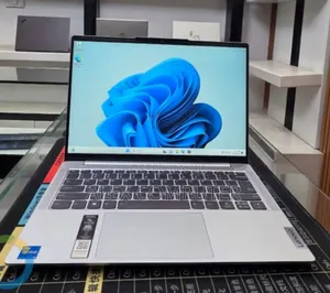 New Laptop Lenovo 16GB Intel Core i5 SSD 512GB