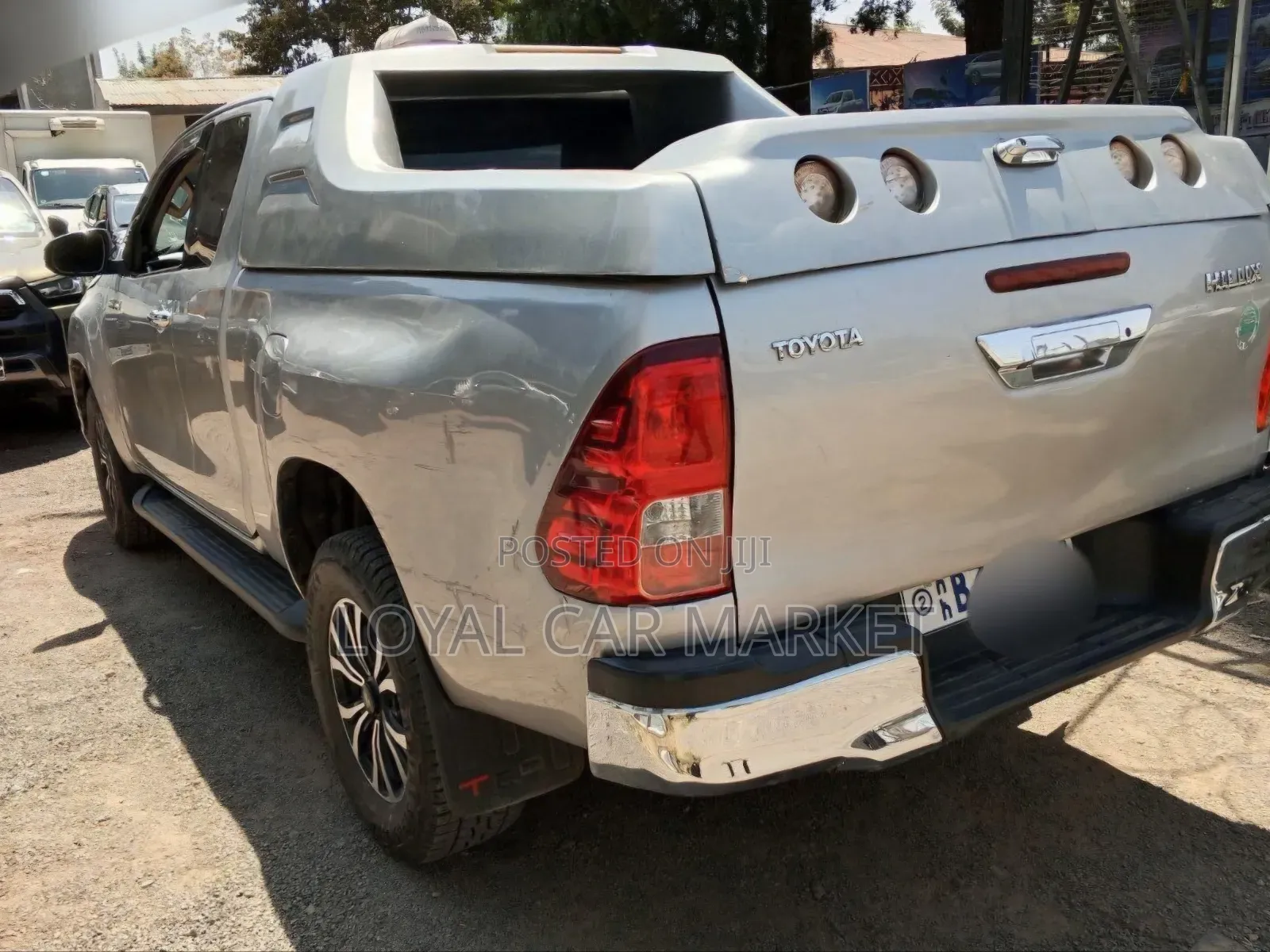 Toyota Hilux 2019 Gray