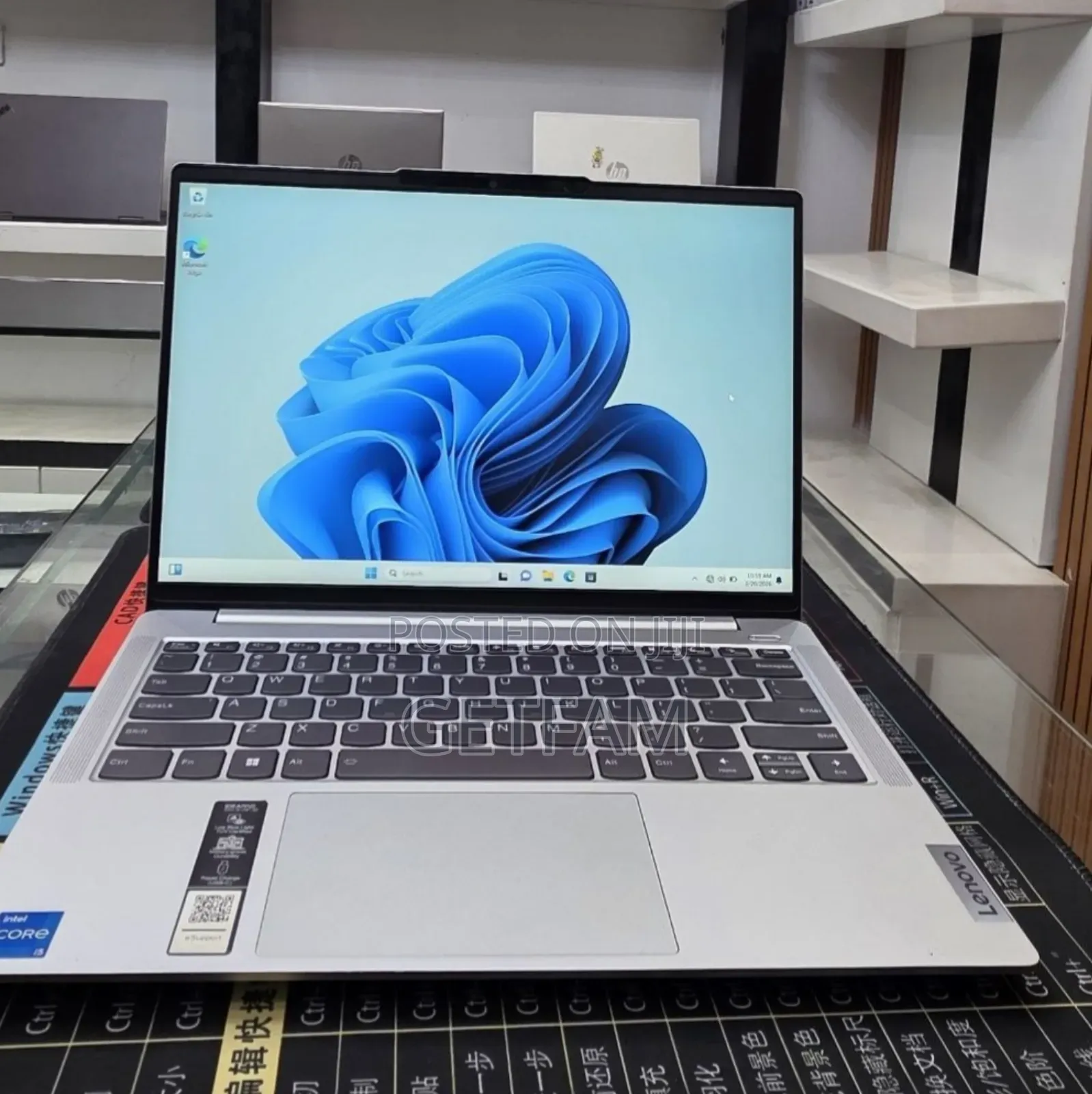 New Laptop Lenovo Ideapad 3 16GB Intel SSD 2T