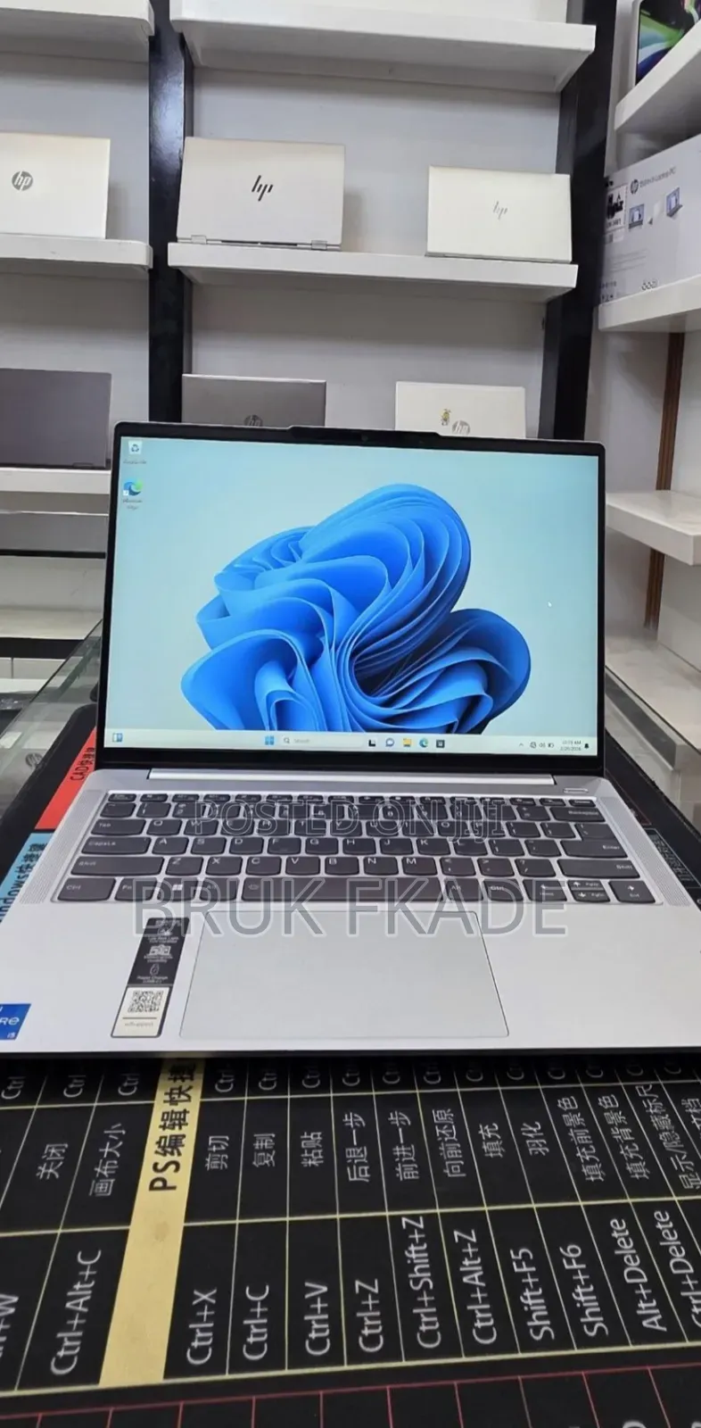 New Laptop Lenovo Ideapad 3 16GB Intel Core i5 SSD 512GB