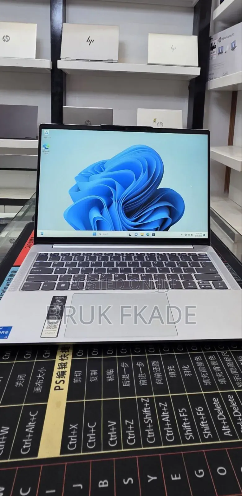 New Laptop Lenovo Ideapad 3 16GB Intel Core i5 SSD 512GB