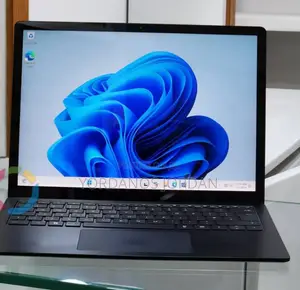 New Laptop Microsoft Surface Laptop 4 16GB Intel Core i7 SSD 512GB