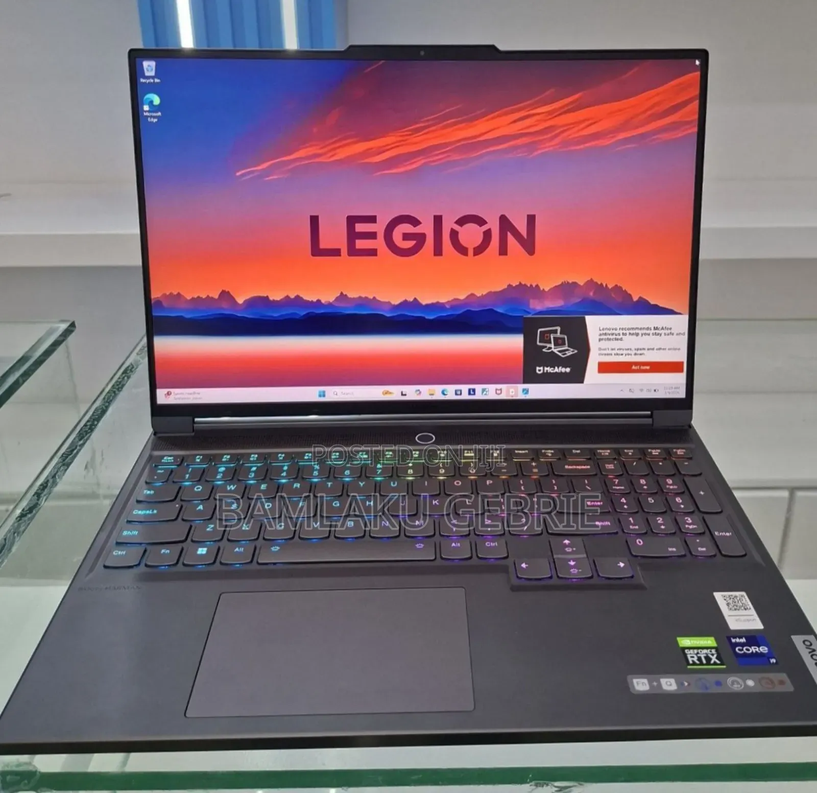 New Laptop Lenovo Legion 7 16GB Intel Core i7 SSD 1T