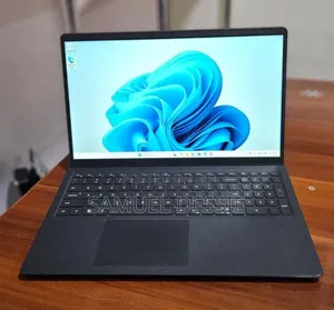 New Laptop Dell Inspiron 15 16GB AMD Ryzen 7 SSD 512GB