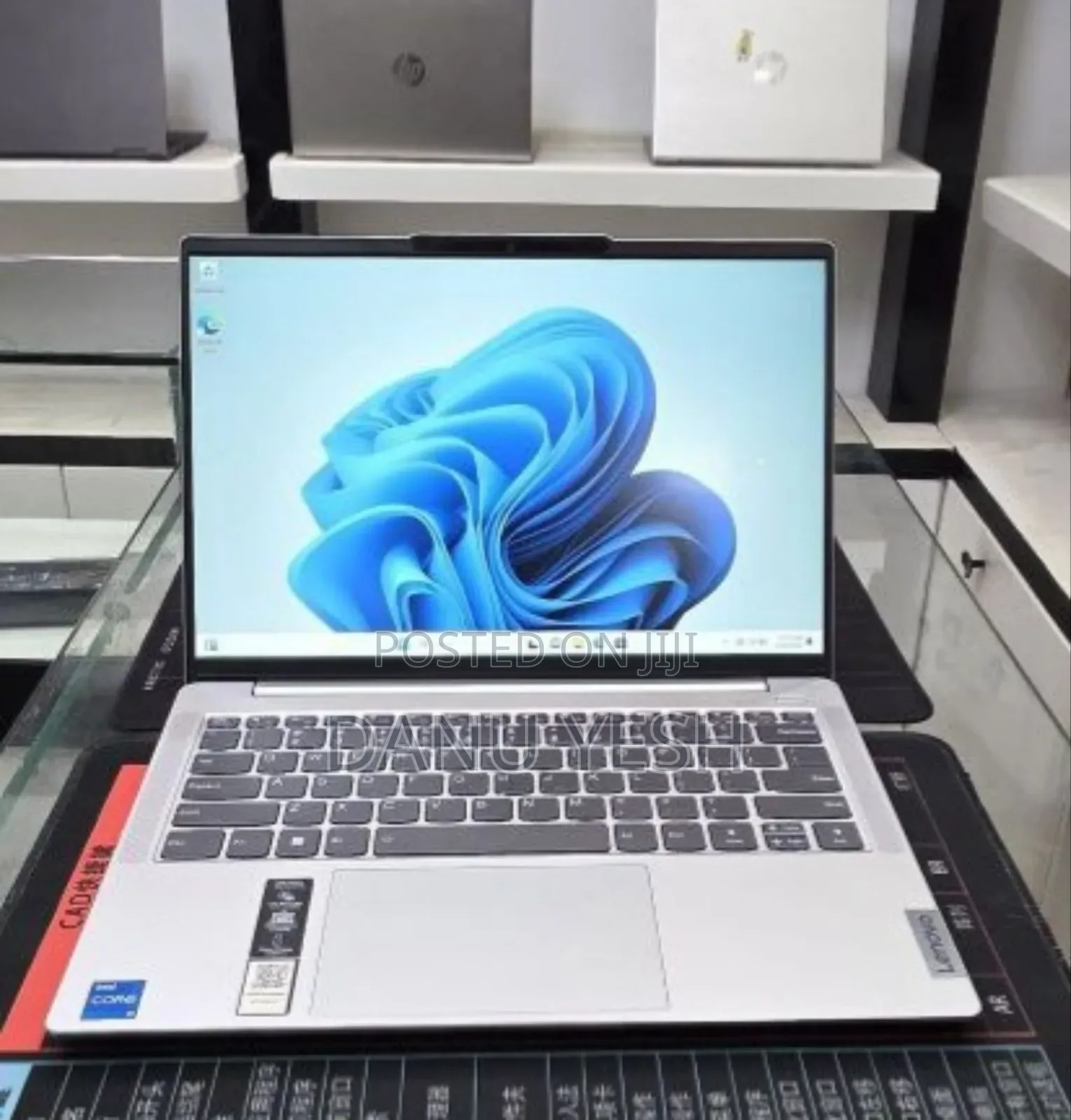 New Laptop Lenovo 16GB Intel Core i5 SSD 512GB