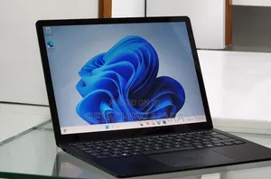 New Laptop Microsoft Surface 16GB Intel Core i7 SSD 512GB