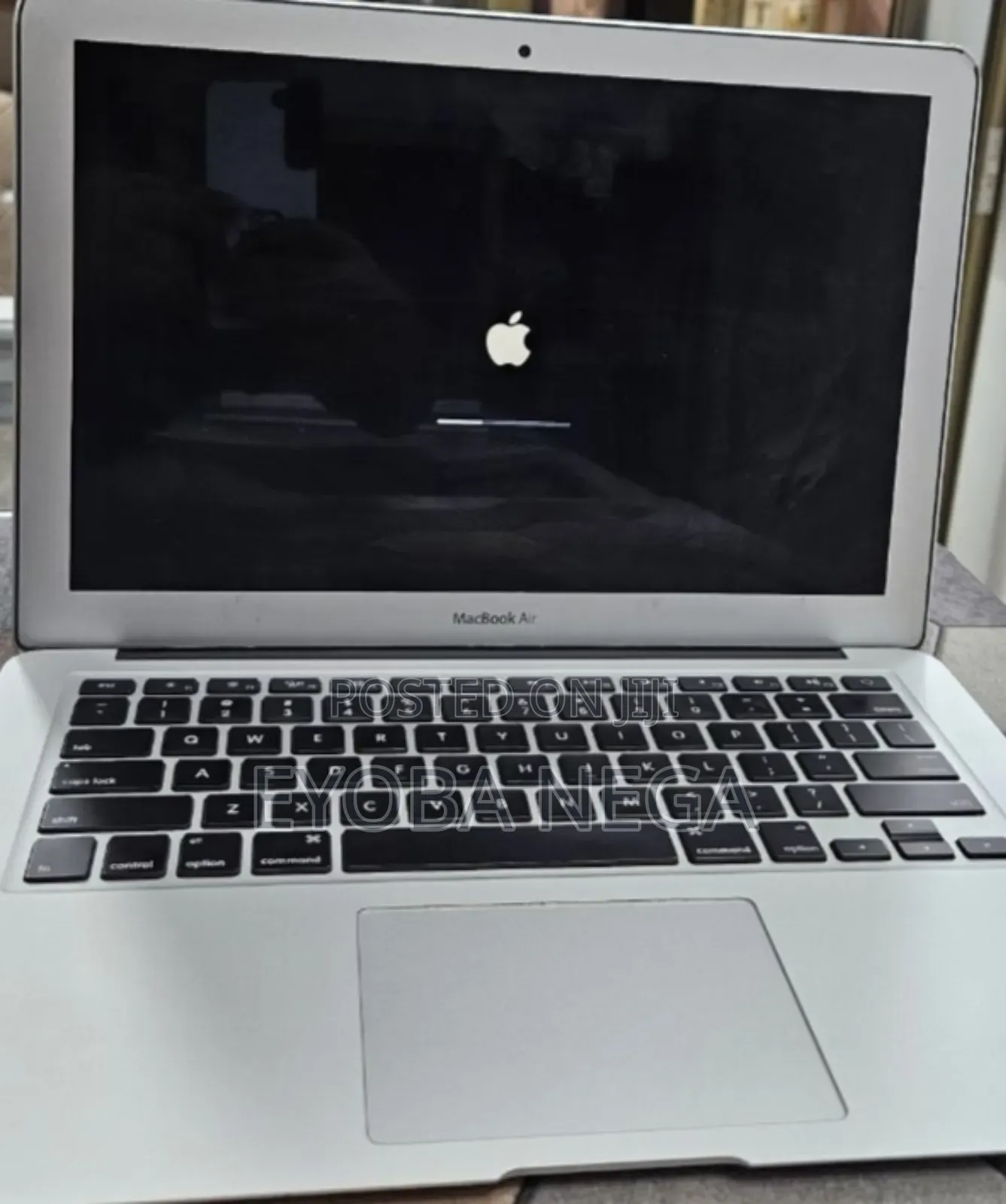 Laptop Apple MacBook Air 2017 8GB Intel Core i5 SSD 256GB