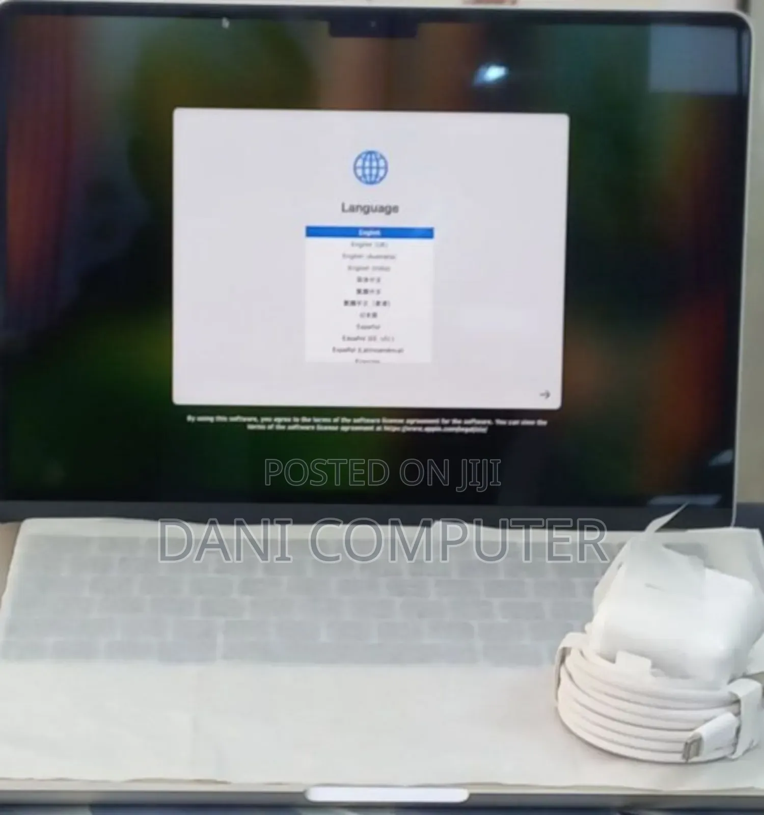 New Laptop Apple MacBook Air 2025 M4 15-inch 16GB Apple M4 SSD 256GB