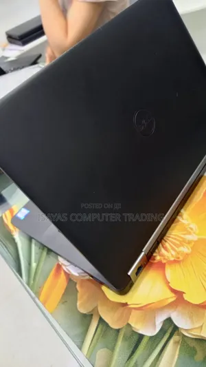New Laptop Dell Latitude 14 E5470 8GB Intel Core i5 SSD 256GB
