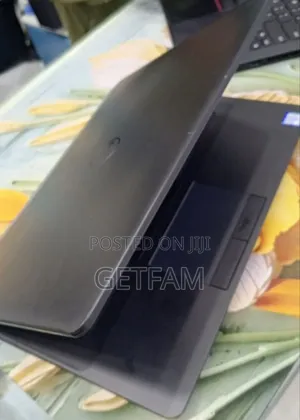 New Laptop Dell Precision 5470 8GB Intel Core i5 SSD 256GB