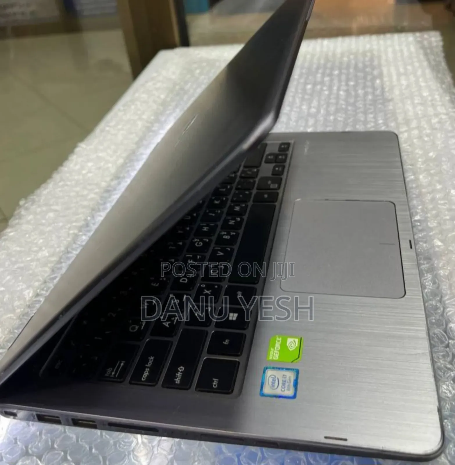 New Laptop Asus VivoBook Flip 14 TP401CA 8GB Intel Core i7 SSD 1T