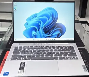 New Laptop Lenovo 16GB Intel Core i5 SSD 512GB