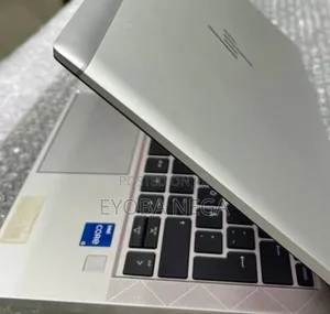 New Laptop HP EliteBook 830 G8 16GB Intel Core i5 SSD 512GB