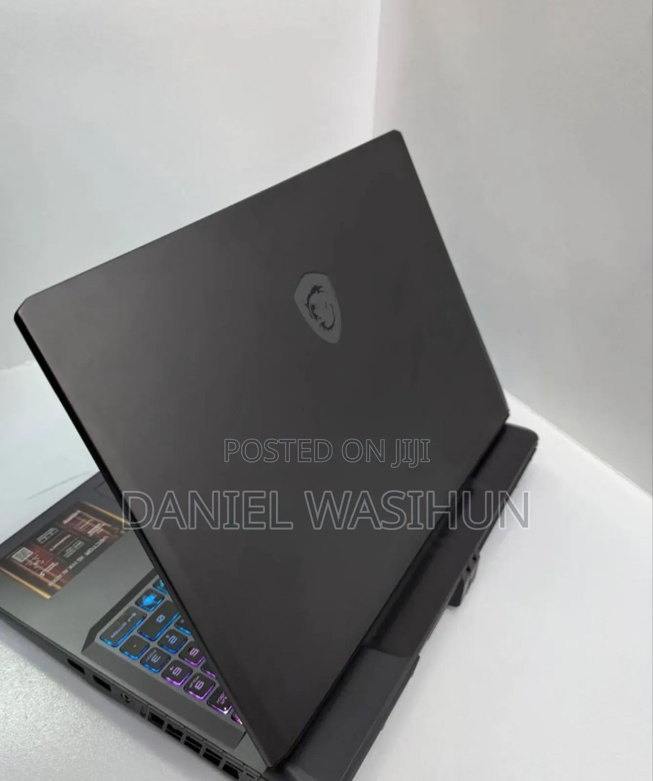 New Laptop MSI Vector 16 HX AI A2XWIG 32GB Intel Core Ultra 7 SSD 512GB