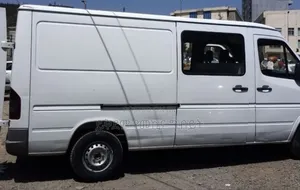 Mercedes-Benz T2 2005 White