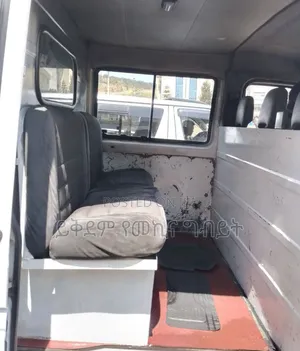 Mercedes-Benz T2 2005 White