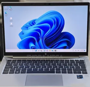 New Laptop HP EliteBook 830 G8 16GB Intel Core i5 SSD 512GB