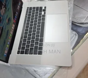 New Laptop Apple MacBook Pro 2019 64GB Intel Core i9 SSD 1T