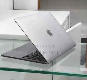 New Laptop Apple MacBook Pro M1 8GB Apple M1 SSD 256GB