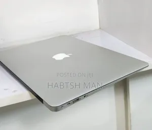 New Laptop Apple MacBook Air 2017 8GB Intel Core i5 SSD 256GB