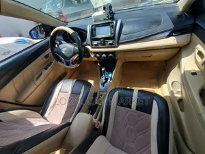 Toyota Yaris 2015 Gray