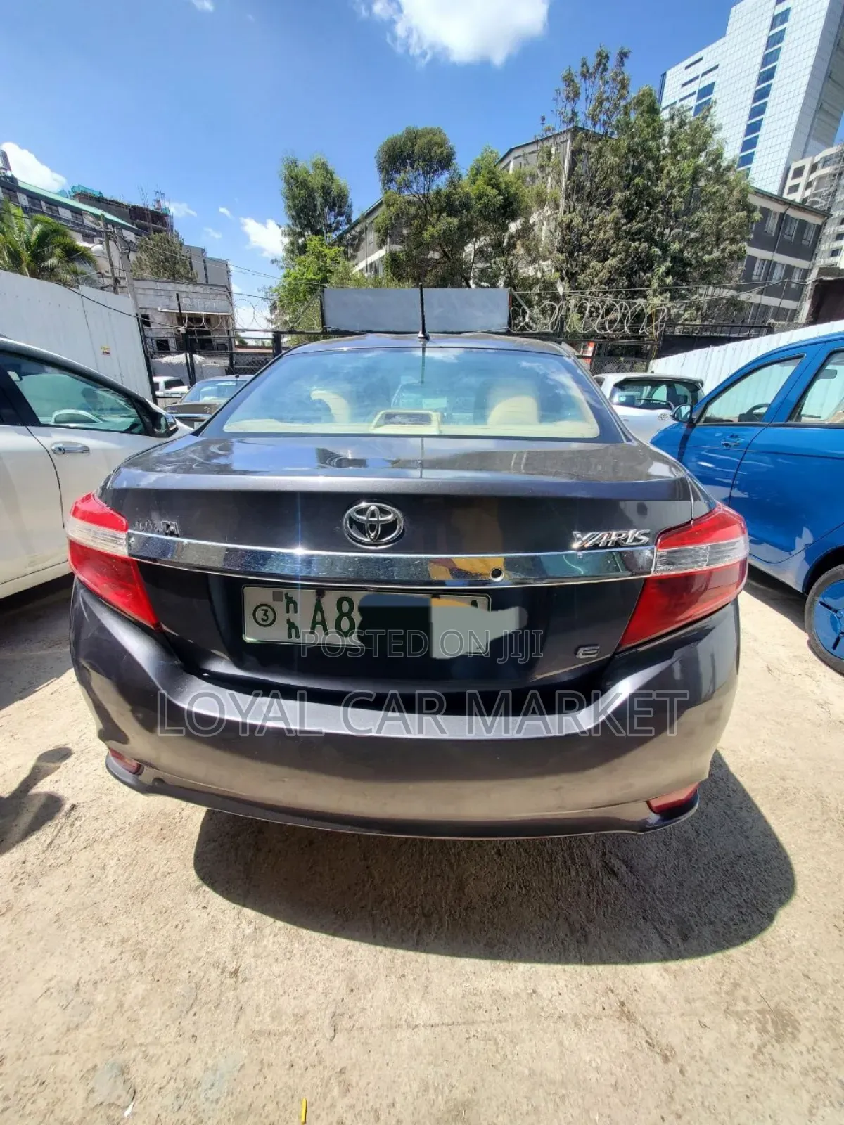 Toyota Yaris 2015 Gray