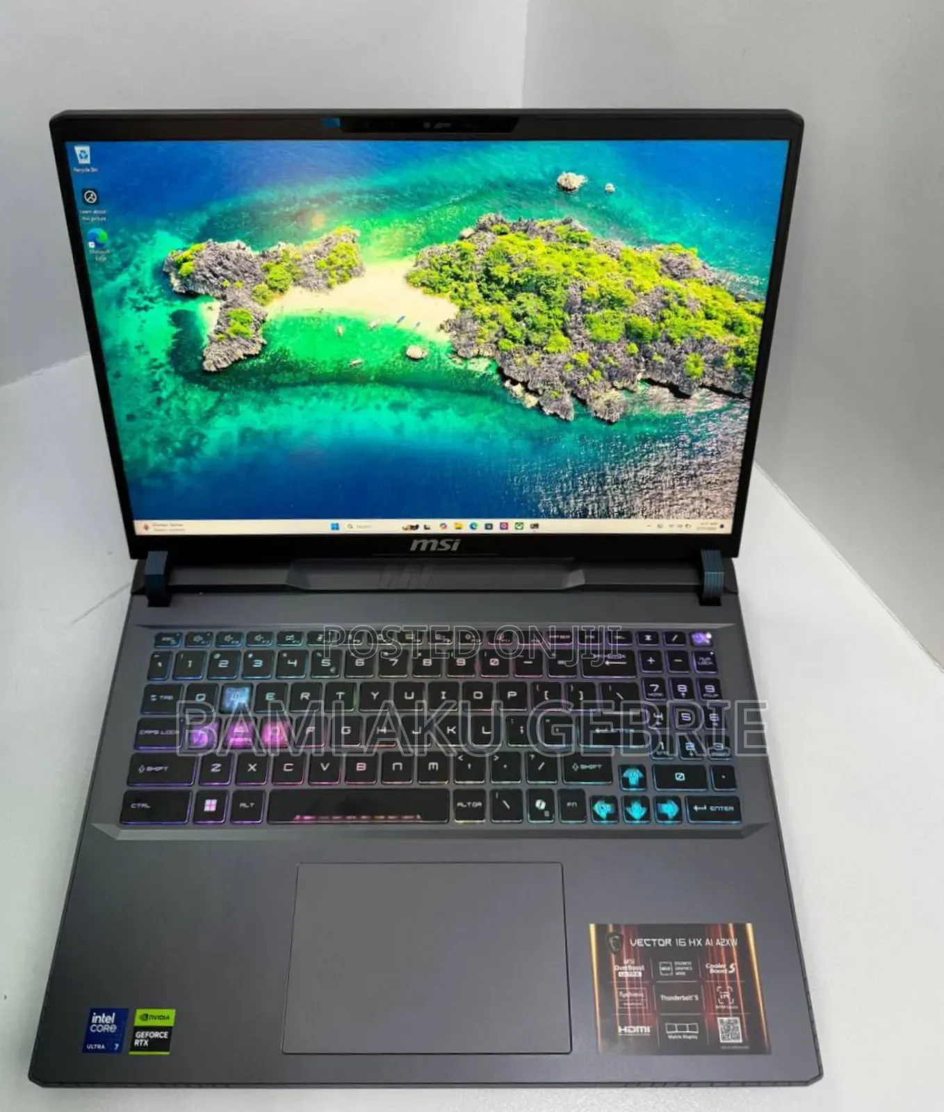 New Laptop MSI Vector 16 HX AI A2XWIG 32GB Intel Core Ultra 7 SSD 512GB