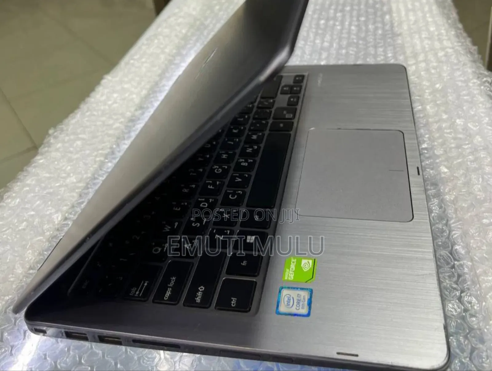 New Laptop Asus VivoBook Flip 14 TP401CA 8GB Intel Core i7 HDD 1T