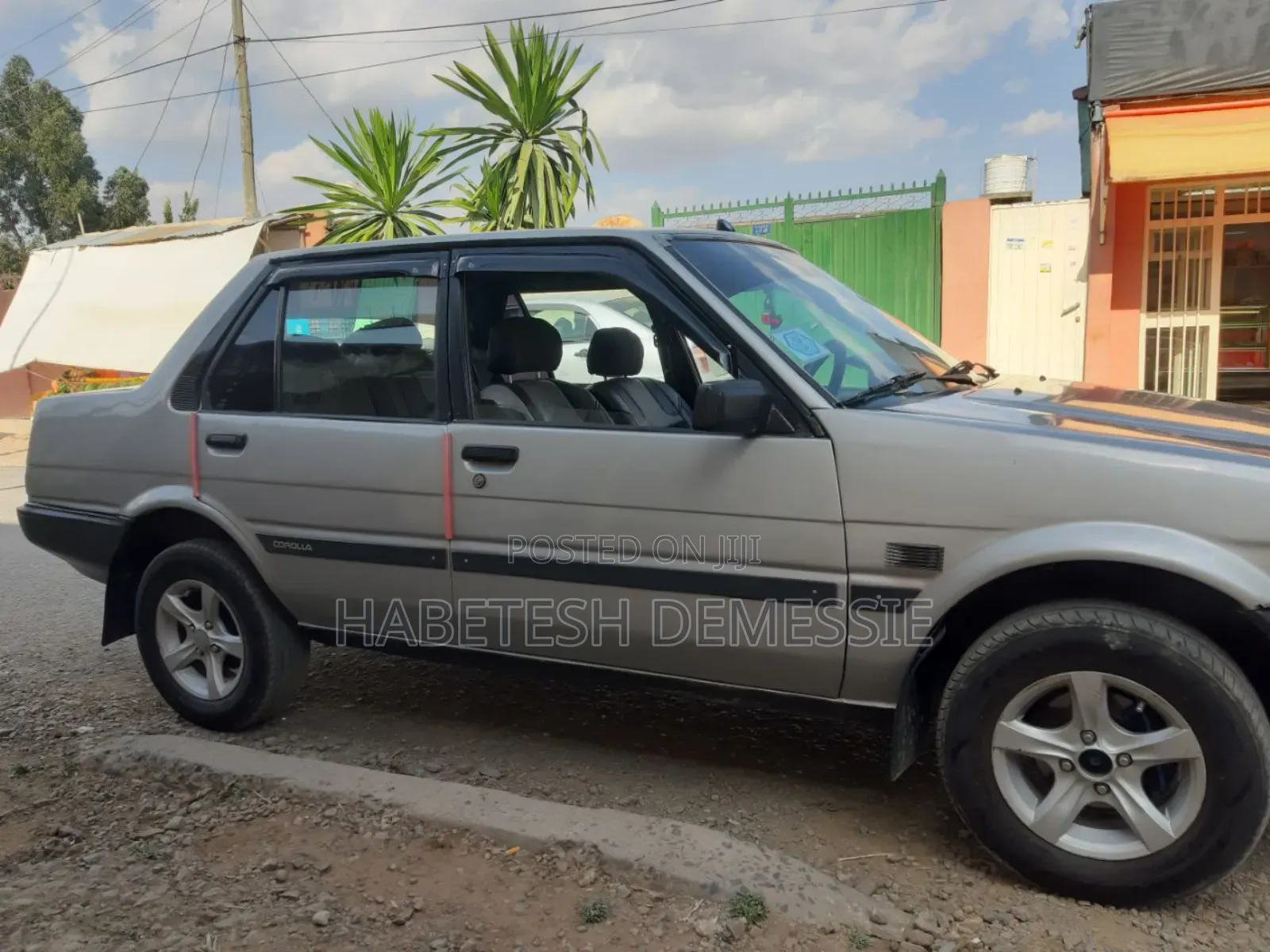 Toyota Corolla 1300 Custom DX 1983 Silver