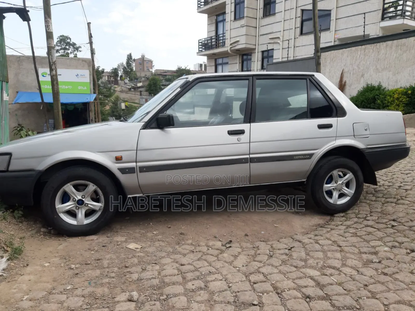 Toyota Corolla 1300 Custom DX 1983 Silver
