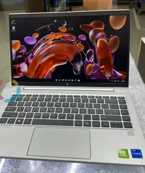 New Laptop HP EliteBook 640 G9 16GB Intel Core i7 SSD 512GB