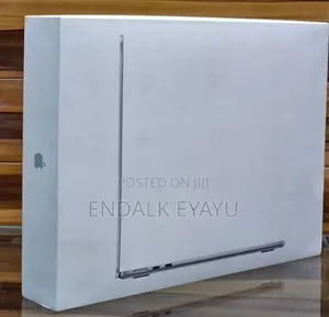 New Laptop Apple MacBook Air 2025 M4 13-inch 16GB Apple M4 SSD 1T