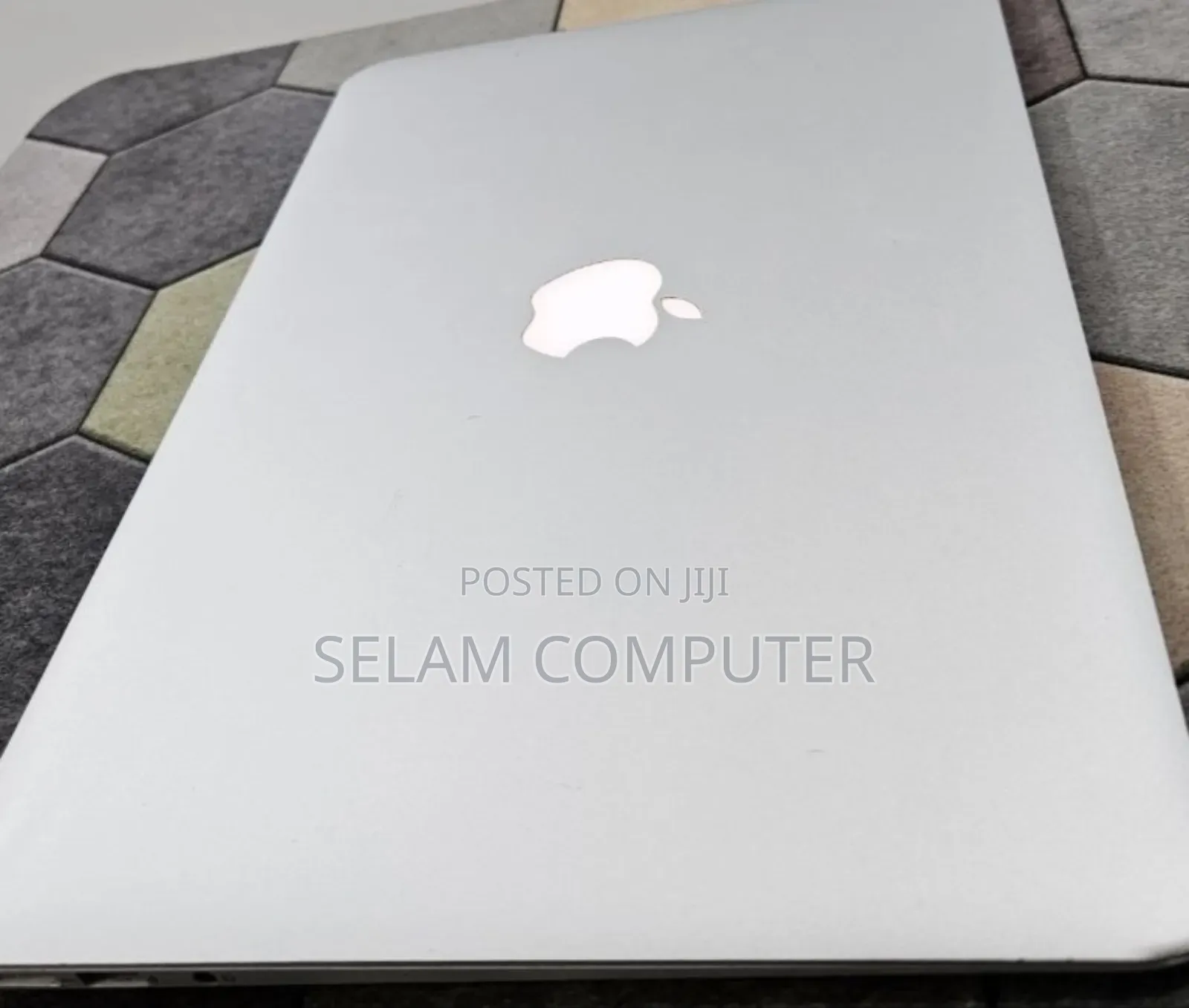 New Laptop Apple MacBook Air 2017 8GB Intel Core i5 SSD 256GB