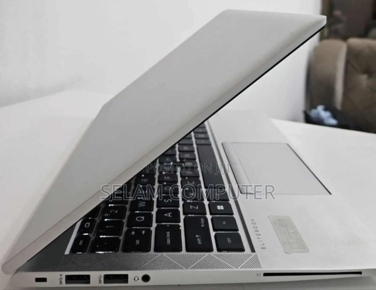 New Laptop HP EliteBook 845 G8 16GB AMD Ryzen 5 SSD 512GB