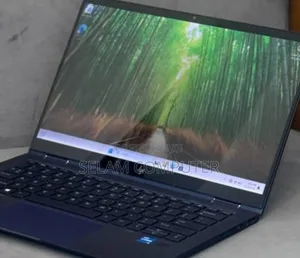 New Laptop HP Dragonfly Folio 16GB Intel Core i7 SSD 512GB