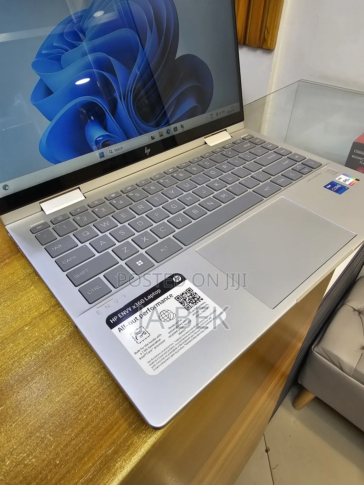 New Laptop HP Envy X360 16GB Intel Core i7 SSD 1T