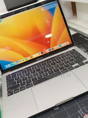 New Laptop Apple MacBook Pro M1 8GB Apple M1 Pro SSD 256GB