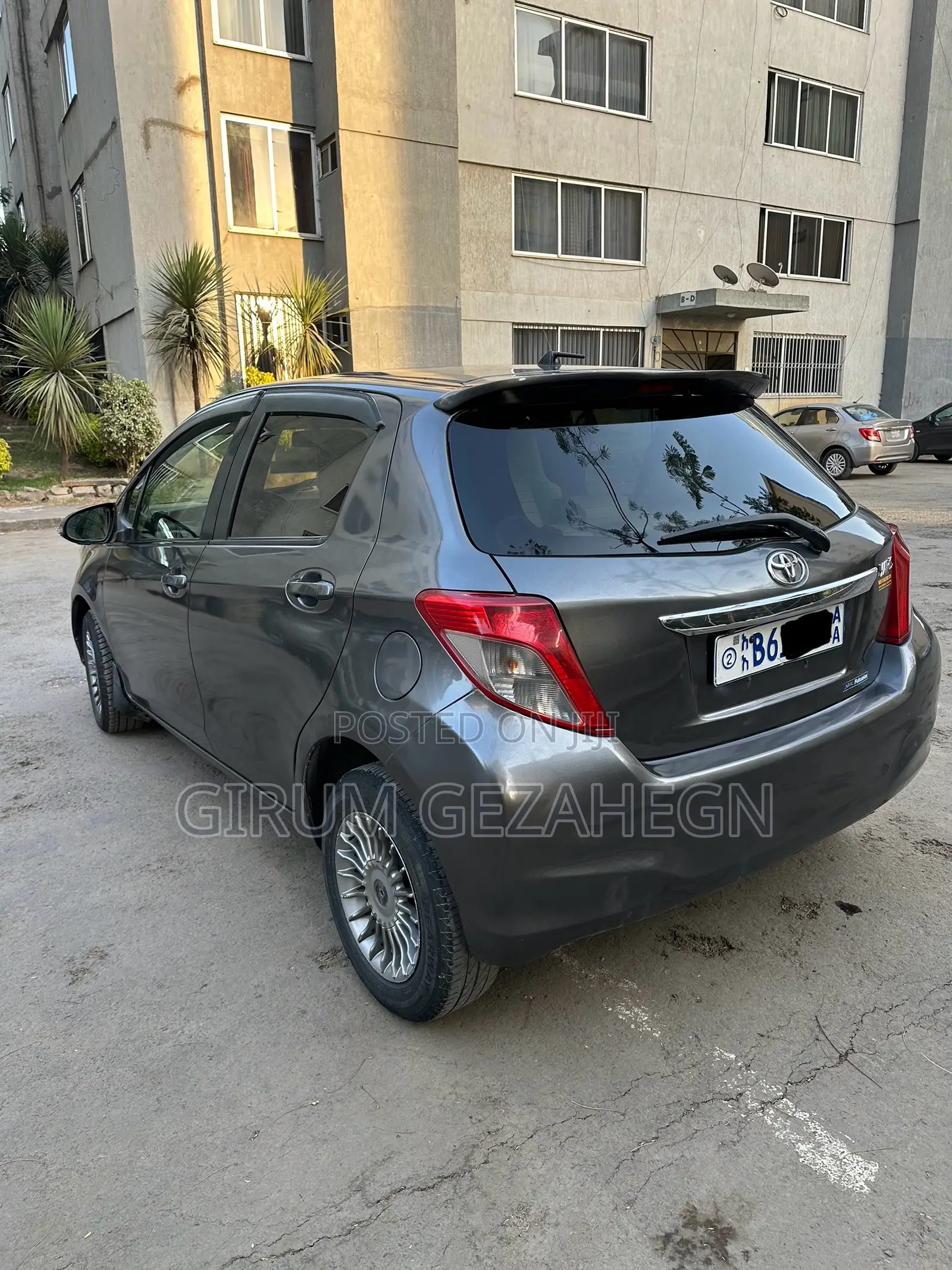 Toyota Yaris 2014 Gray
