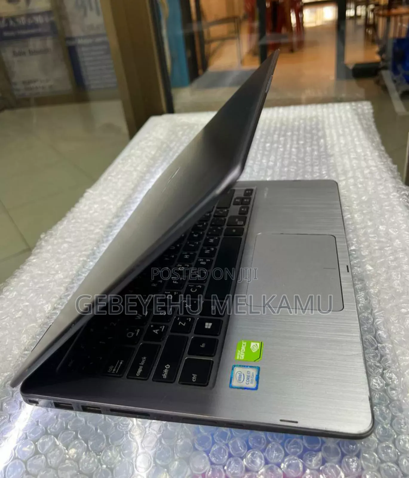 New Laptop Asus VivoBook Flip 14 TP401CA 8GB Intel Core i7 SSD 1T